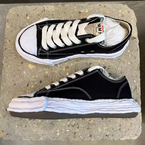 Trend Low Top Sneaker